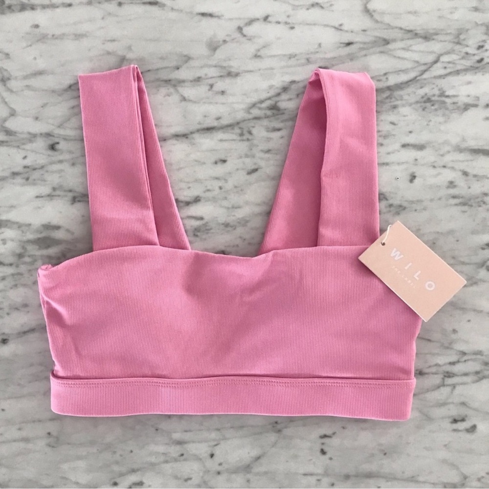 WILO Ribbed Sports Bra in Pink - Medium